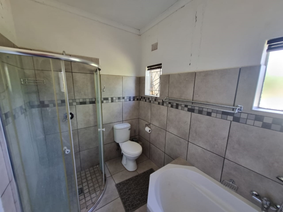 3 Bedroom Property for Sale in Colesberg Northern Cape